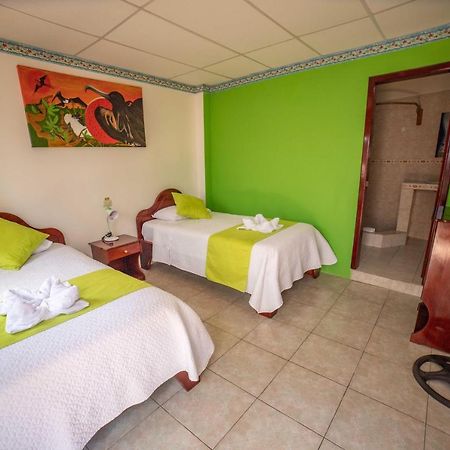 Hostal Gladismar ปวยร์โต วิลยามิล ภายนอก รูปภาพ