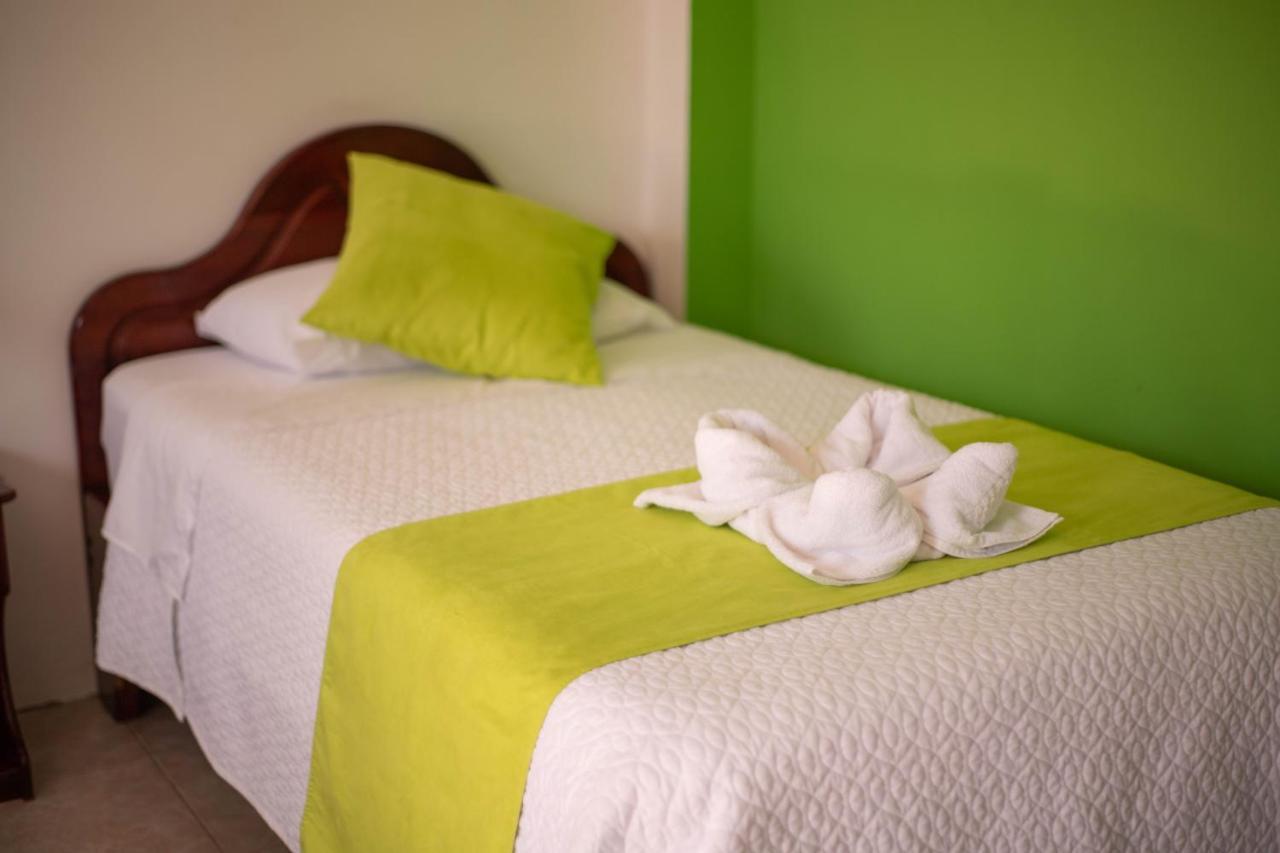 Hostal Gladismar ปวยร์โต วิลยามิล ภายนอก รูปภาพ