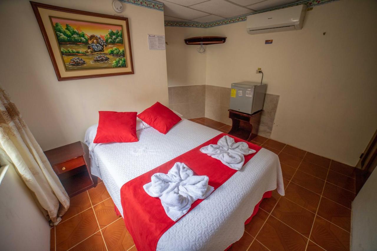 Hostal Gladismar ปวยร์โต วิลยามิล ภายนอก รูปภาพ